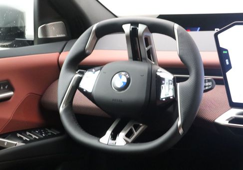 BMW iX, 2026