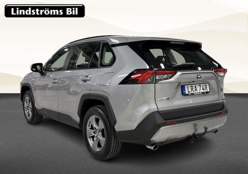 Toyota RAV 4, 2024 3
