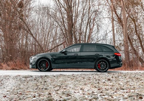 Mercedes-Benz C 63 AMG, 2025