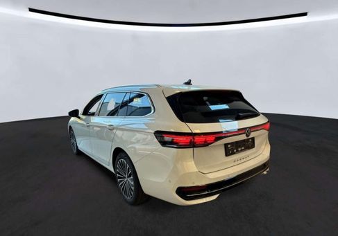 Volkswagen Passat Variant, 2024 3