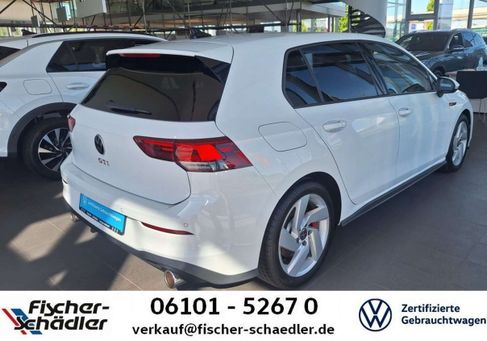 Volkswagen Golf, 2024 2