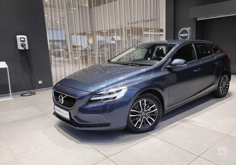 Volvo V40, 2019