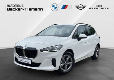 BMW 220, 2025