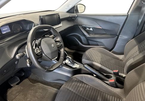 Peugeot 2008, 2021
