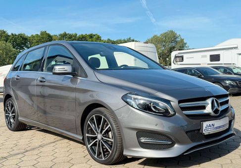 Mercedes-Benz B 180, 2017