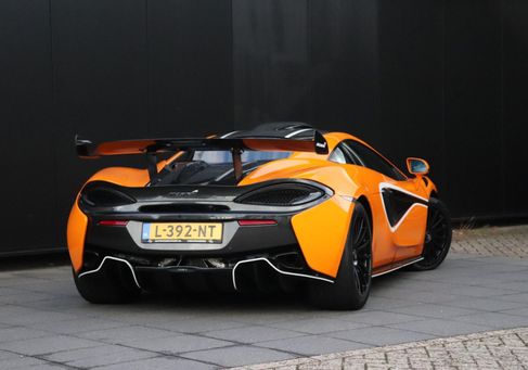 McLaren 620R, 2021