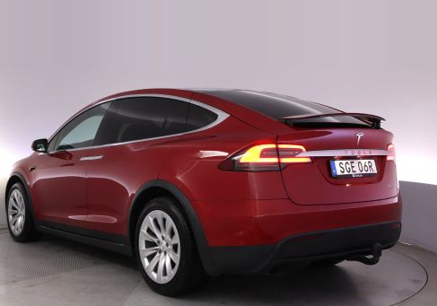 Tesla Model X, 2021 3