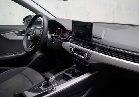 Audi A4, 2023