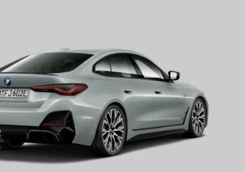 BMW i4, 2022