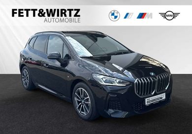 BMW 220, 2025