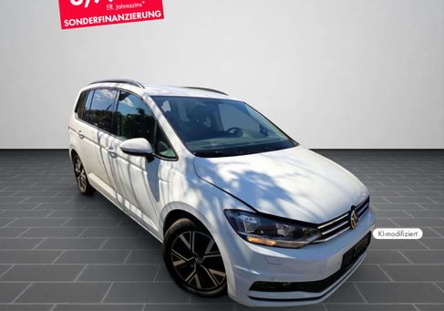 Volkswagen Touran, 2022 3