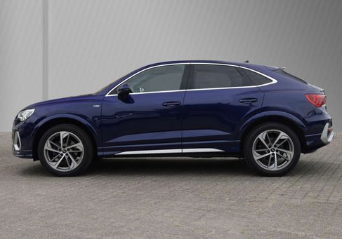 Audi Q3, 2022