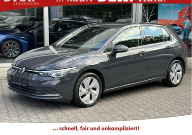 Volkswagen Golf, 2024