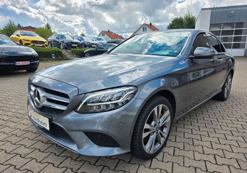 Mercedes-Benz C 300, 2020