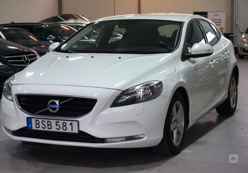 Volvo V40, 2016