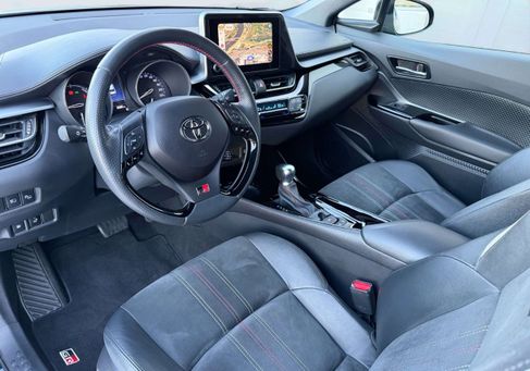 Toyota C-HR, 2023 3