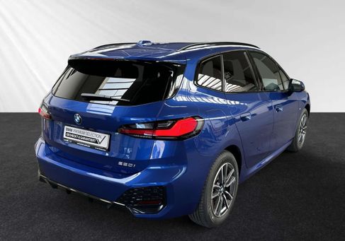 BMW 220, 2025 3
