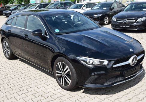 Mercedes-Benz CLA 180, 2021