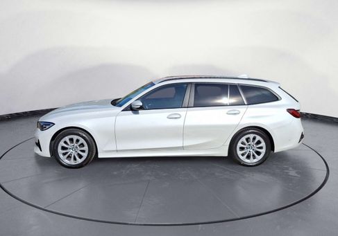 BMW 320, 2021