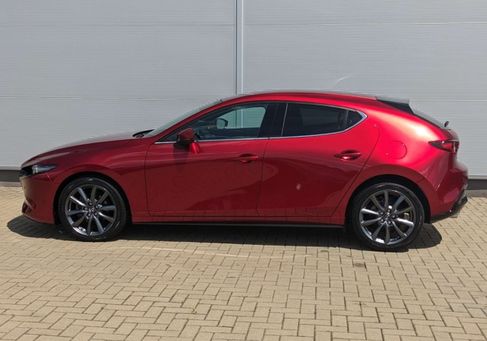 Mazda 3, 2025