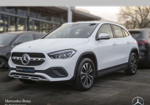 Mercedes-Benz GLA 250, 2023