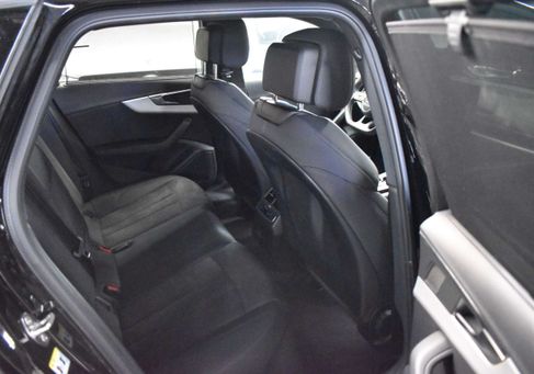 Audi A4, 2023