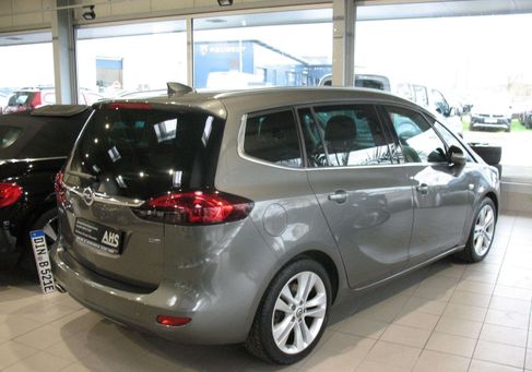 Opel Zafira, 2017