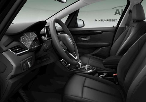 BMW 220, 2018 3