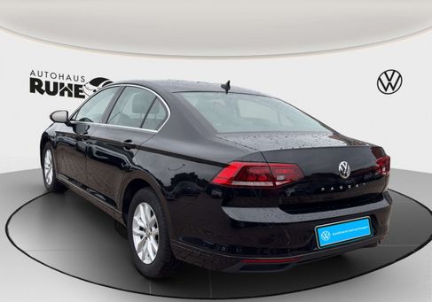 Volkswagen Passat, 2020