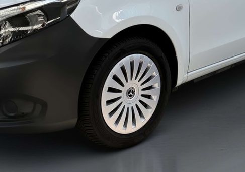 Mercedes-Benz Vito, 2022 3