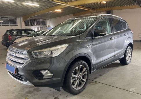 Ford Kuga, 2019