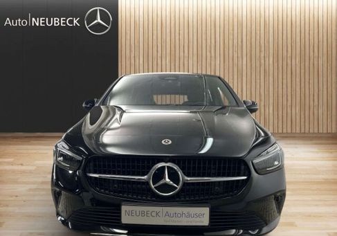 Mercedes-Benz B 200, 2024