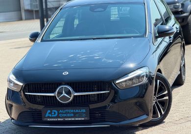 Mercedes-Benz B 180, 2025