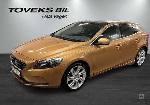 Volvo V40, 2013