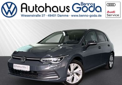 Volkswagen Golf, 2022