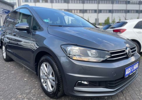 Volkswagen Touran, 2019 2