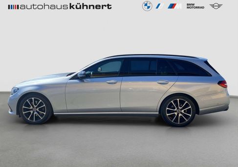 Mercedes-Benz E 220, 2021