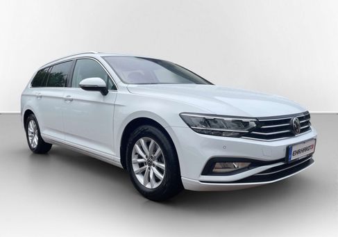 Volkswagen Passat Variant, 2023 3