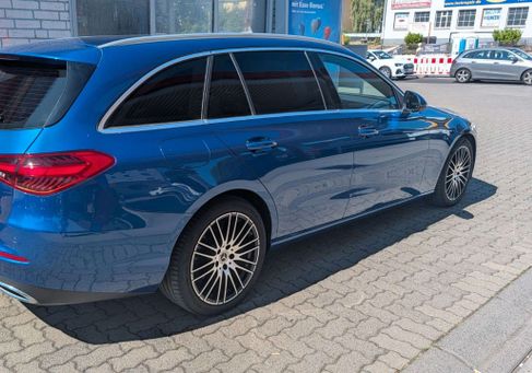 Mercedes-Benz C 300, 2022