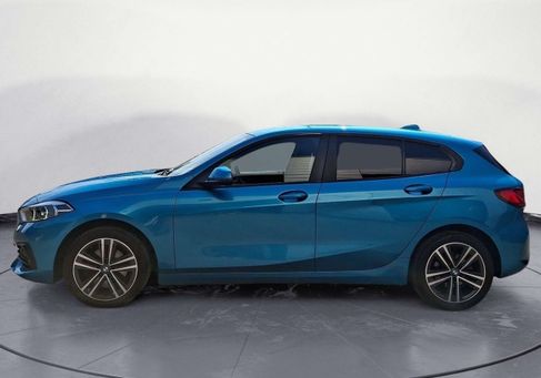 BMW 118, 2022