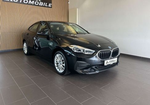 BMW 218, 2021 3