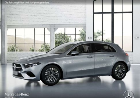 Mercedes-Benz A 180, 2025