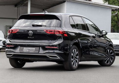 Volkswagen Golf, 2022 3