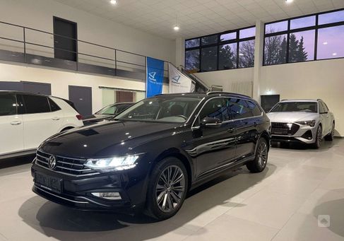 Volkswagen Passat Variant, 2023