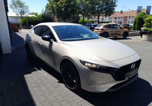 Mazda 3, 2025