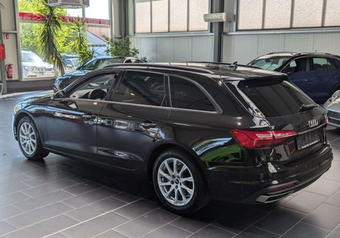 Audi A4, 2022