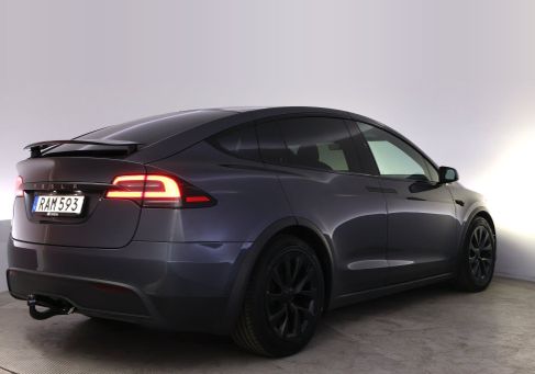 Tesla Model X, 2023 3