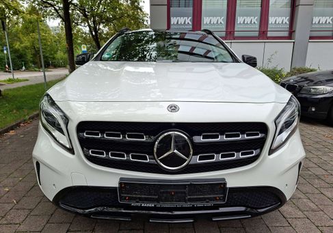 Mercedes-Benz GLA 250, 2018 3