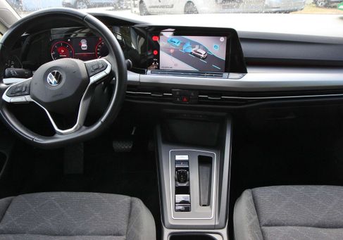 Volkswagen Golf, 2020 3