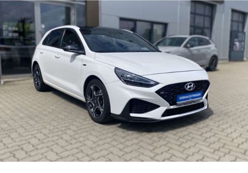 Hyundai i30, 2023